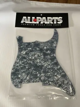 PG-0992-053 ALLPARTS Pearloid Outline Stratocaster #2