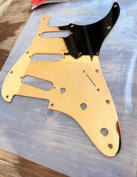 0991360200 FENDER Stratocaster Strat Pickguard Schecter