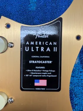 1918345387620009725 FENDER Box Ultra Anodized Pickguard #2