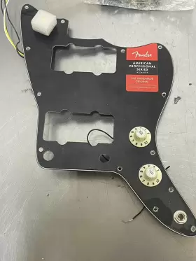 7710527-000 FENDER Pg Am Pro Jazzmaster Bwb #3