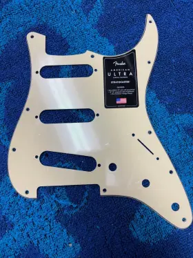 7716283-000 FENDER Ultra Stratocaster Aw Pickguard Hole