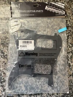 MX2248BKFBA MUSICLILY Pickguard Strat Guitar