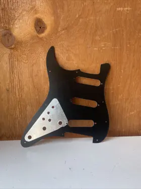 0992140000 OEM FENDER PRODUCT Strat Pearl Pickguard #2 0992140000 OEM FENDER PRODUCT Strat Pearl Pickguard #2