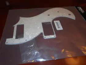 101744 PRS Pickguard Vela Pearl