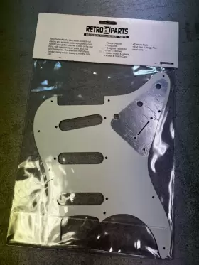 RP100W RETROPARTS Single Pickguard Strat #2