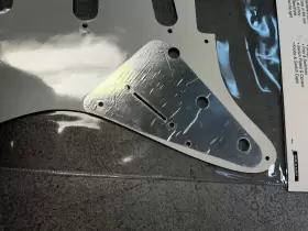 RP100W RETROPARTS Single Pickguard Strat #3