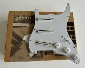 11550-05-W SEYMOUR DUNCAN Triple Rails Pickguard