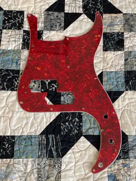 PB-405W WD MUSIC Pickguard Fender Precision Bass Tortoise