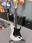 Charvel Jake E Lee Signature Pro-mod So-cal Style 1 Hss Ht Rw Guitar Pearl White. Fixed Price $1259.99.